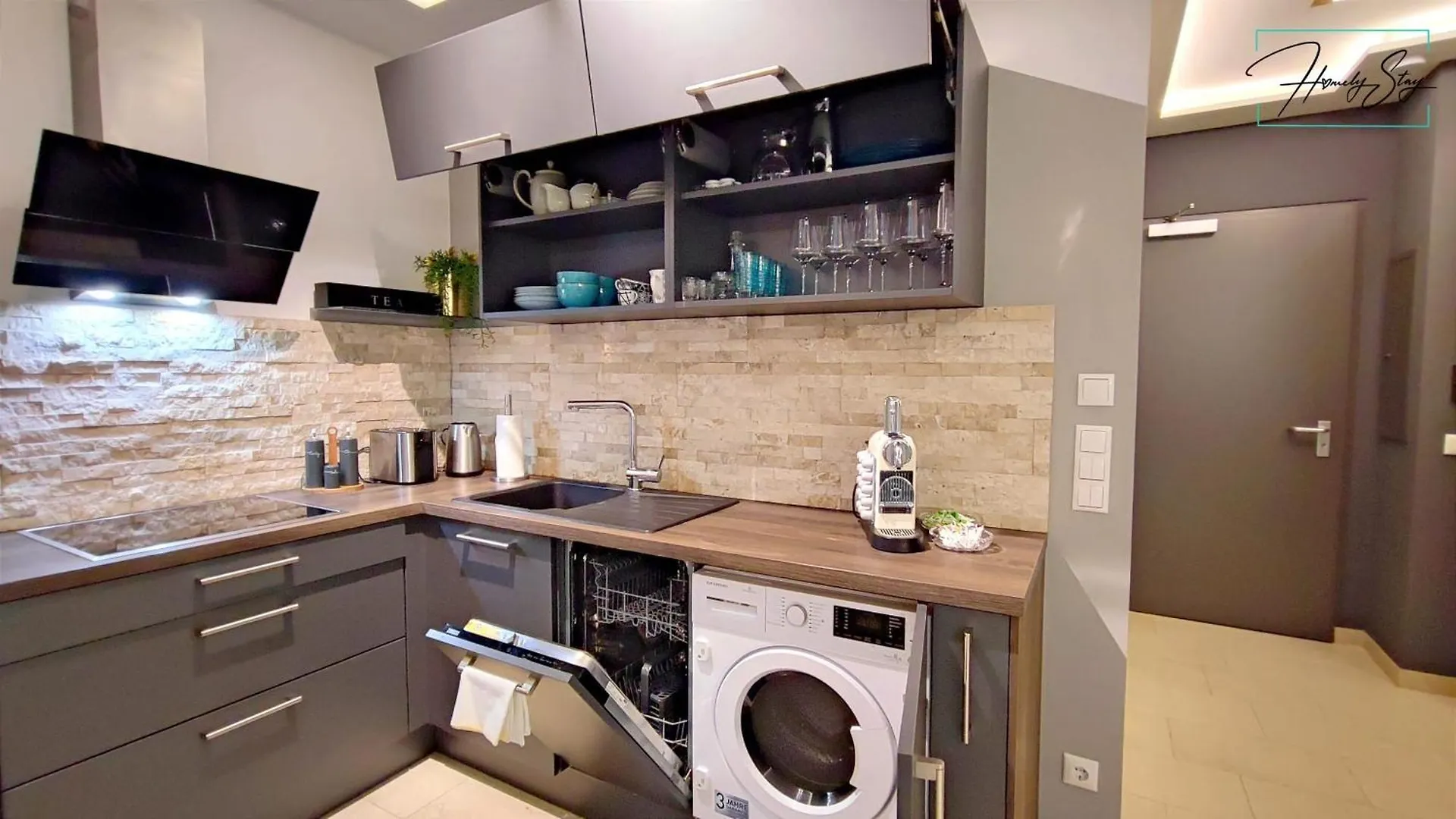 Homely Stay Studio P1 - Elegant Self-Check-In Studio-Apartment In Munich With Kitchen And Washing Machine
